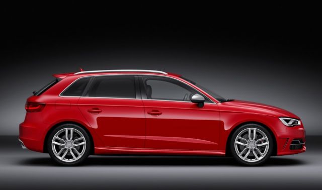 13audi_s3sportback2.jpg