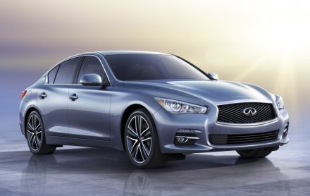 13infiniti_q504.jpg