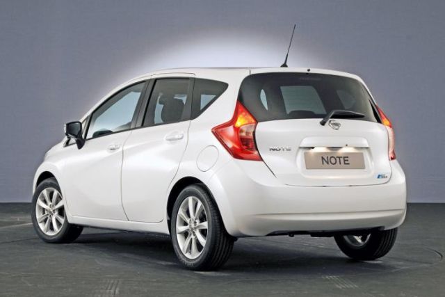 13nissan_note1.jpg