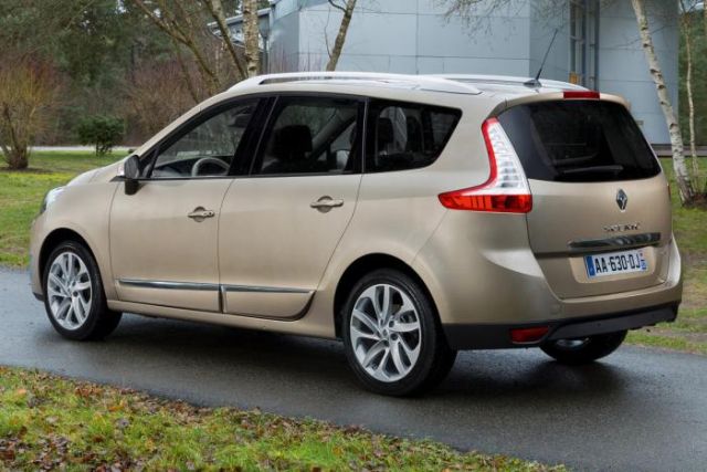 13renault_grandscenic1.jpg