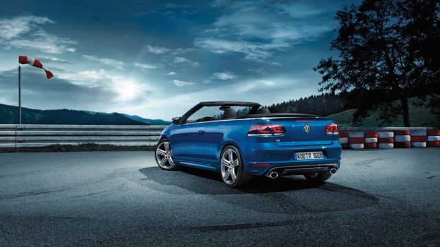 13volkswagen_golfrkabrio1.jpg