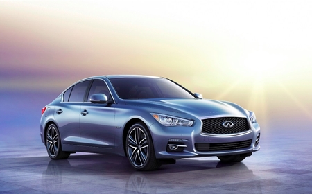 infiniti_q50_1.jpg