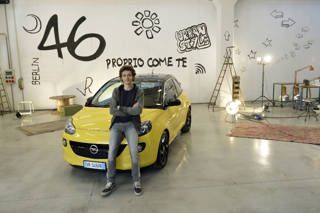 opel_adam_i_valentino_rossi_2.jpg