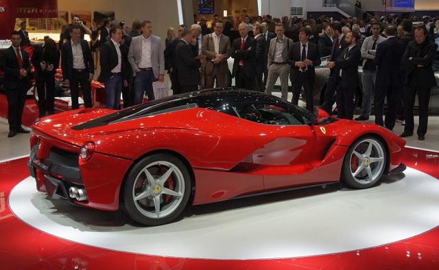 13ferrari_laferrari1.jpg 13ferrari_laferrari1.jpg
