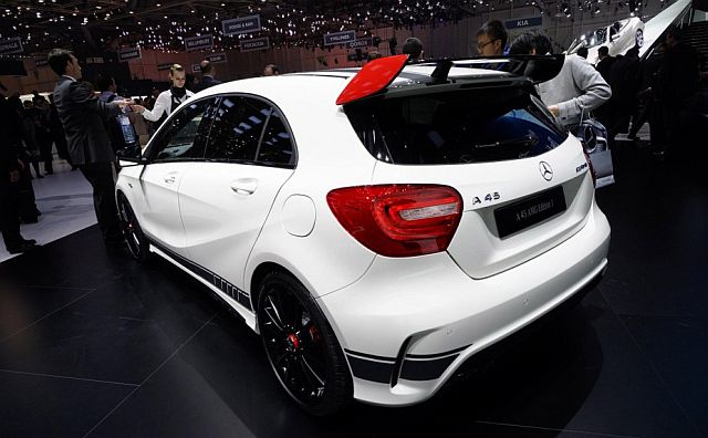 13mercedes_a45amgzeneva1.jpg