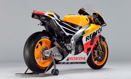 2013-repsol-honda_rc213v.jpg