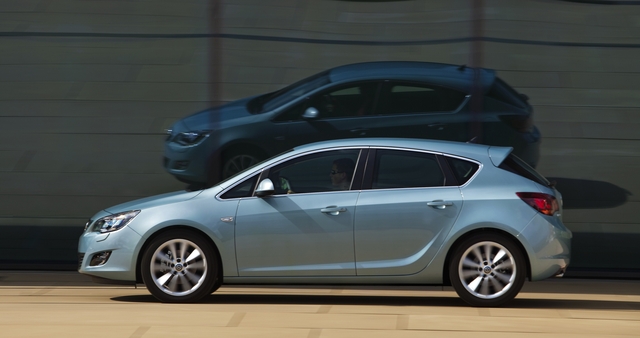 opel_astra.jpg