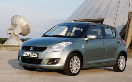 suzuki_swift_41.jpg