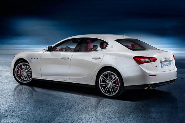 13maserati_ghibli1.jpg