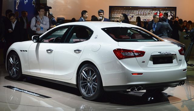13maserati_ghibli5.jpg