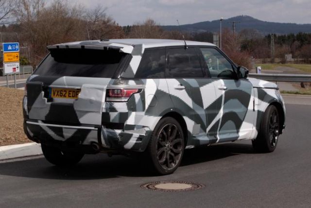 13rangerover_sportrsspy1.jpg