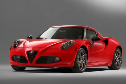 13alfaromeo_4c5.jpg