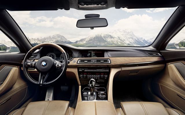 13bmw_granlusso7.jpg