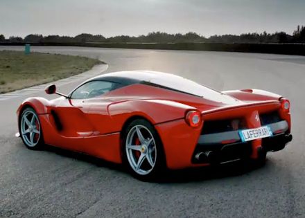 13ferrari_laferrari5.jpg