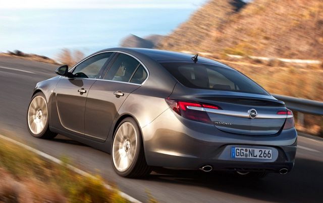 13opel_insignia1.jpg