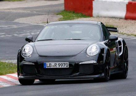 13porsche_gt2spy.jpg