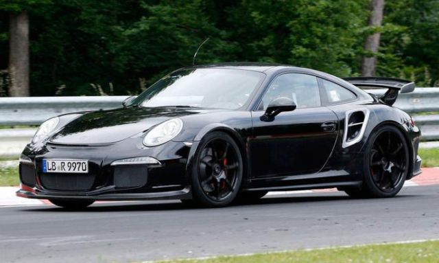 13porsche_gt2spy1.jpg