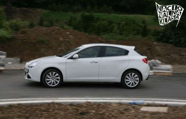 13alfa_giulietta22.jpg