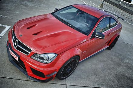 13gad_c63black0.jpg