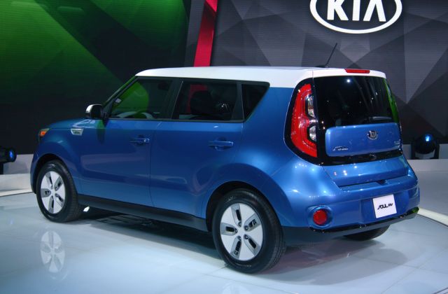 14kia soulev1