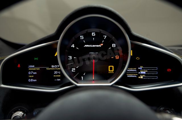 14mclaren 650s11