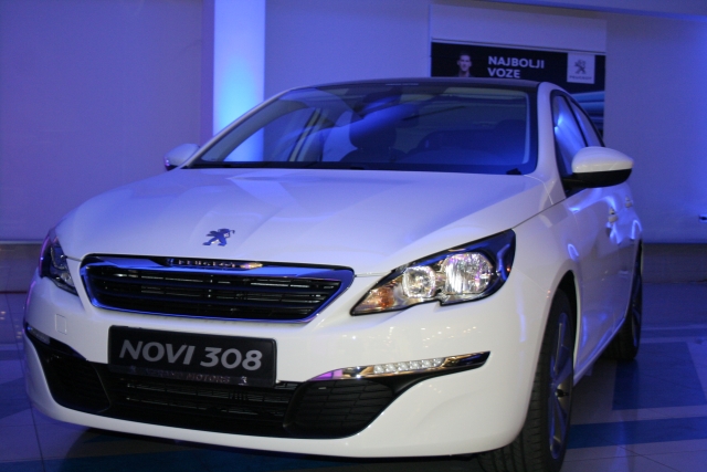 Predstavljen  Pežo 308