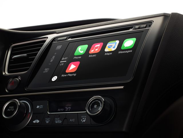 Apple predstavio CarPlay sistem