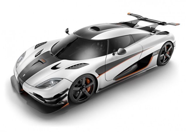 14koenigsegg_one13