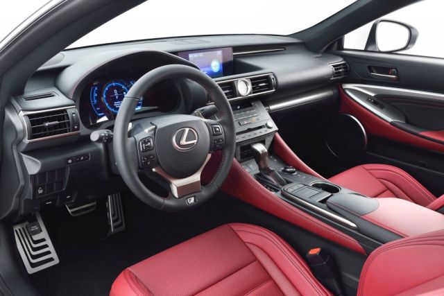 14lexus rcfsport3