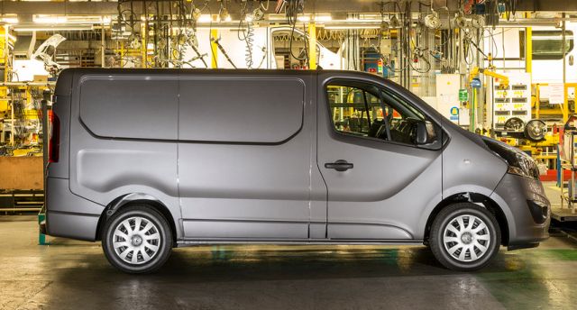 14opel vivaro2