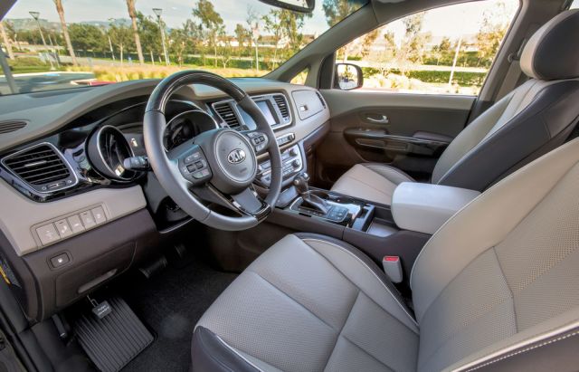 14kia sedona2