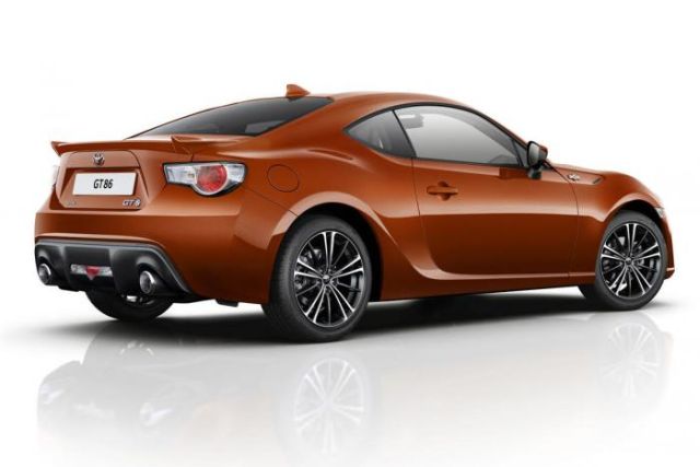 14toyota gt861