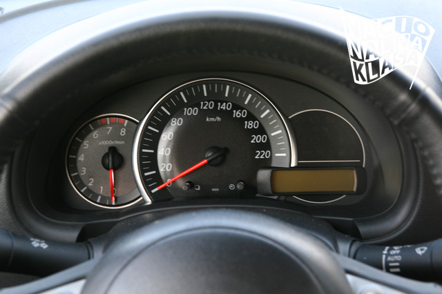 Micra12-071