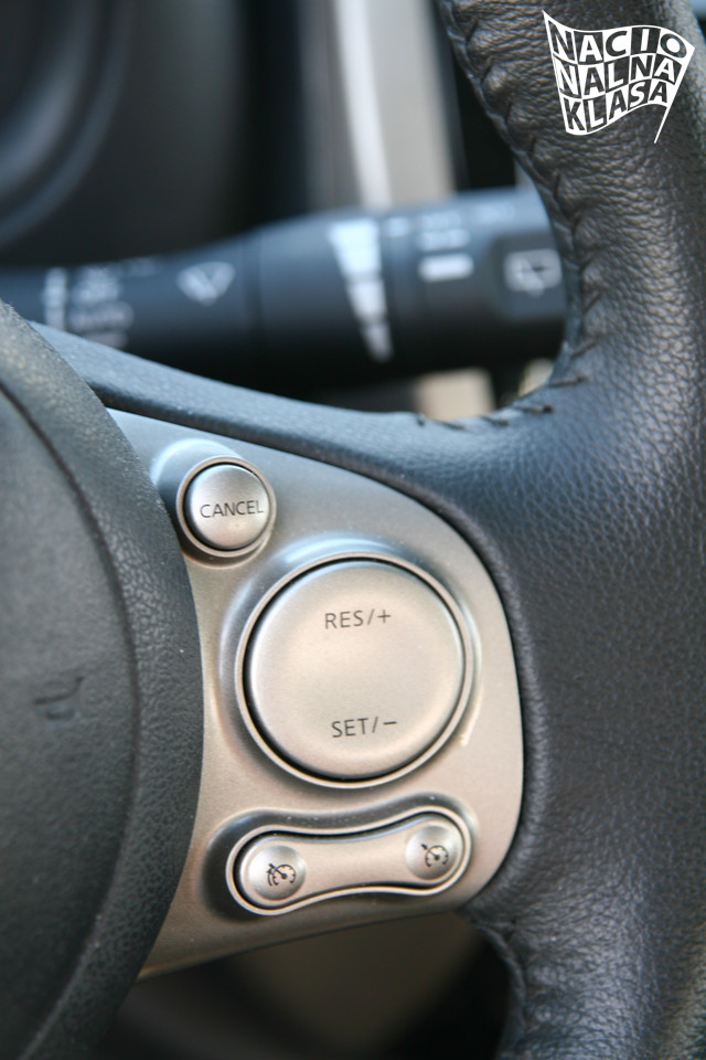 Micra12-093