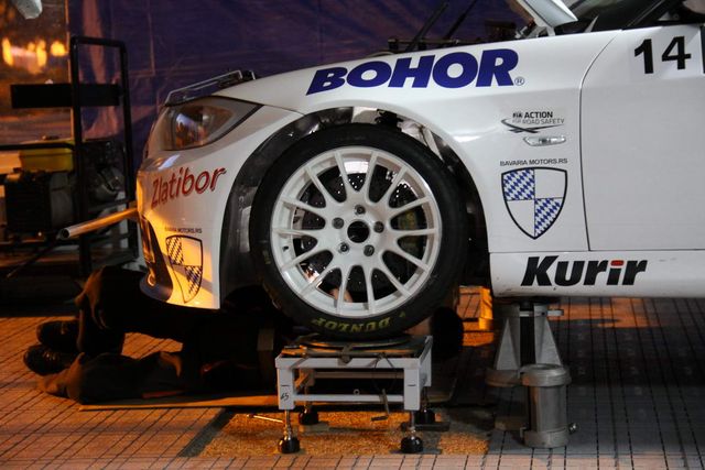 ETCC: Loš start za Vesnića