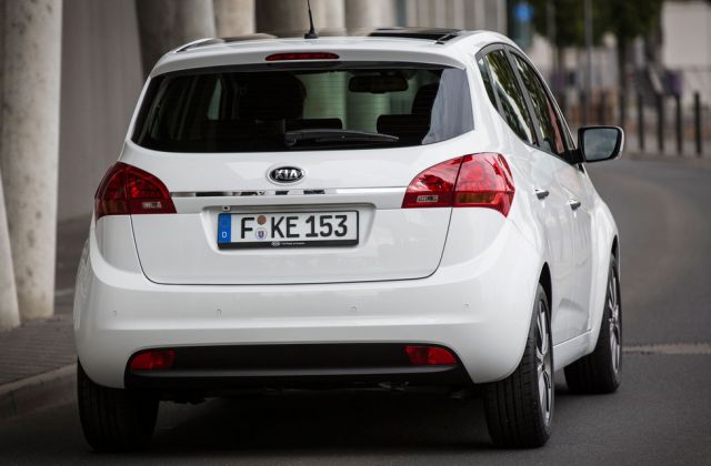 14kia rio3