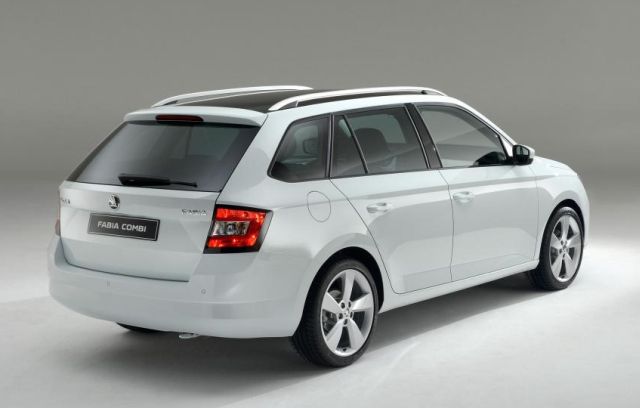 14skoda fabiacombi1