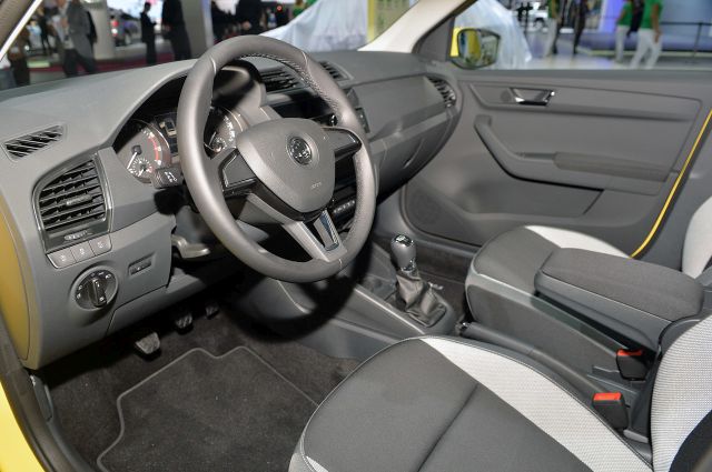 14skoda fabiaparis3