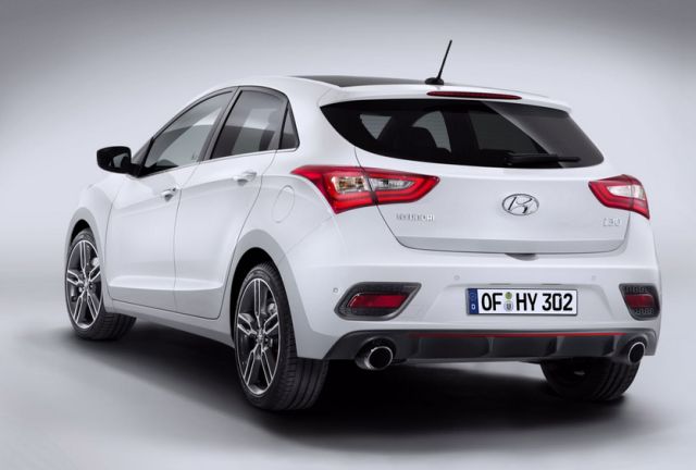 14hyundai i30turbo1