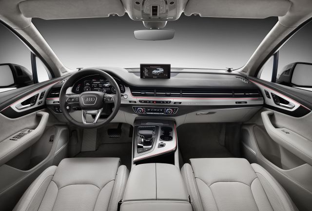 15audi q73