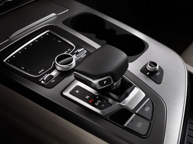 15audi q75