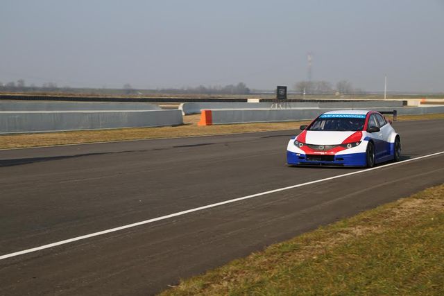 Prvi kilometri Dušana Borkovića u Hondi WTCC