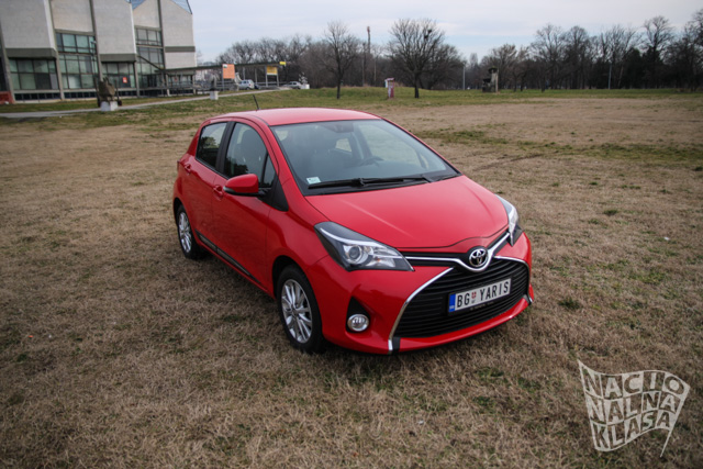 yaris15 33