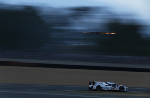 Le Mans: Porše dočekao jutro na prvom mestu