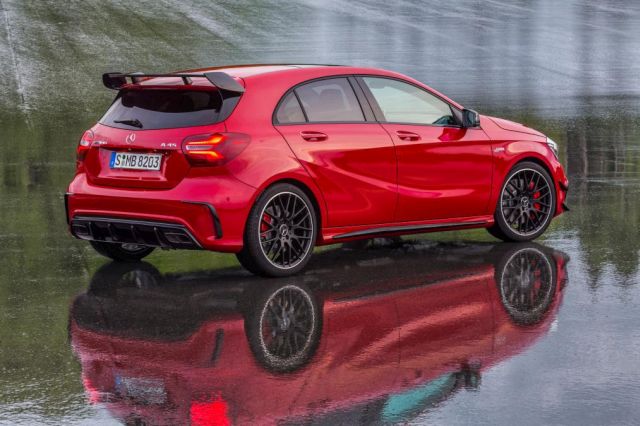15mercedes aklasa4