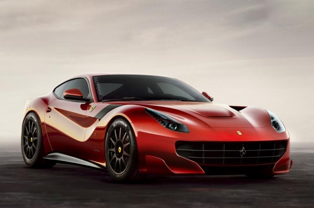 Ferrari priprema žestoki F12