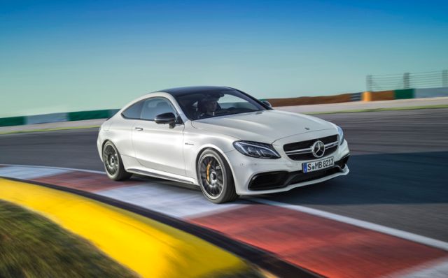 2016 Mercedes-AMG C63 kupe (VIDEO)