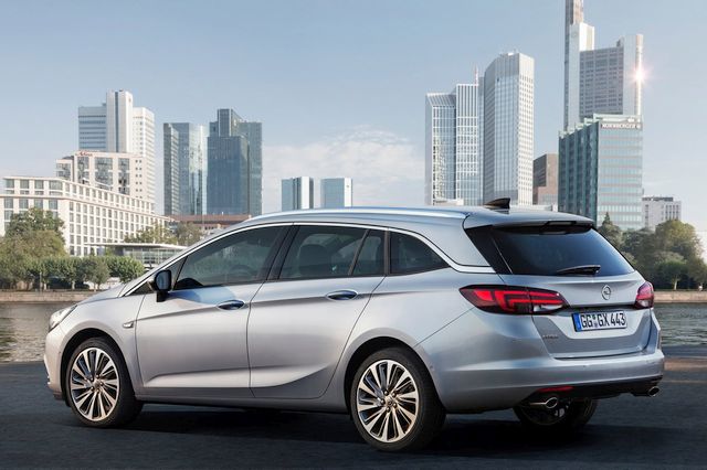 15opel astrakaravan1