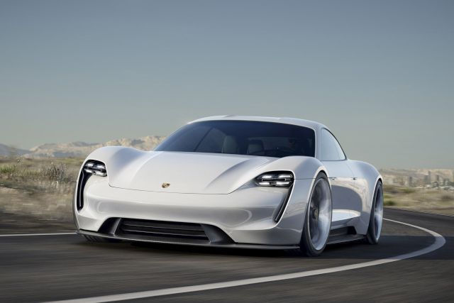 Porsche Mission E ide u serijsku proizvodnju
