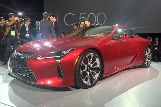 Detroit: Lexus LC500